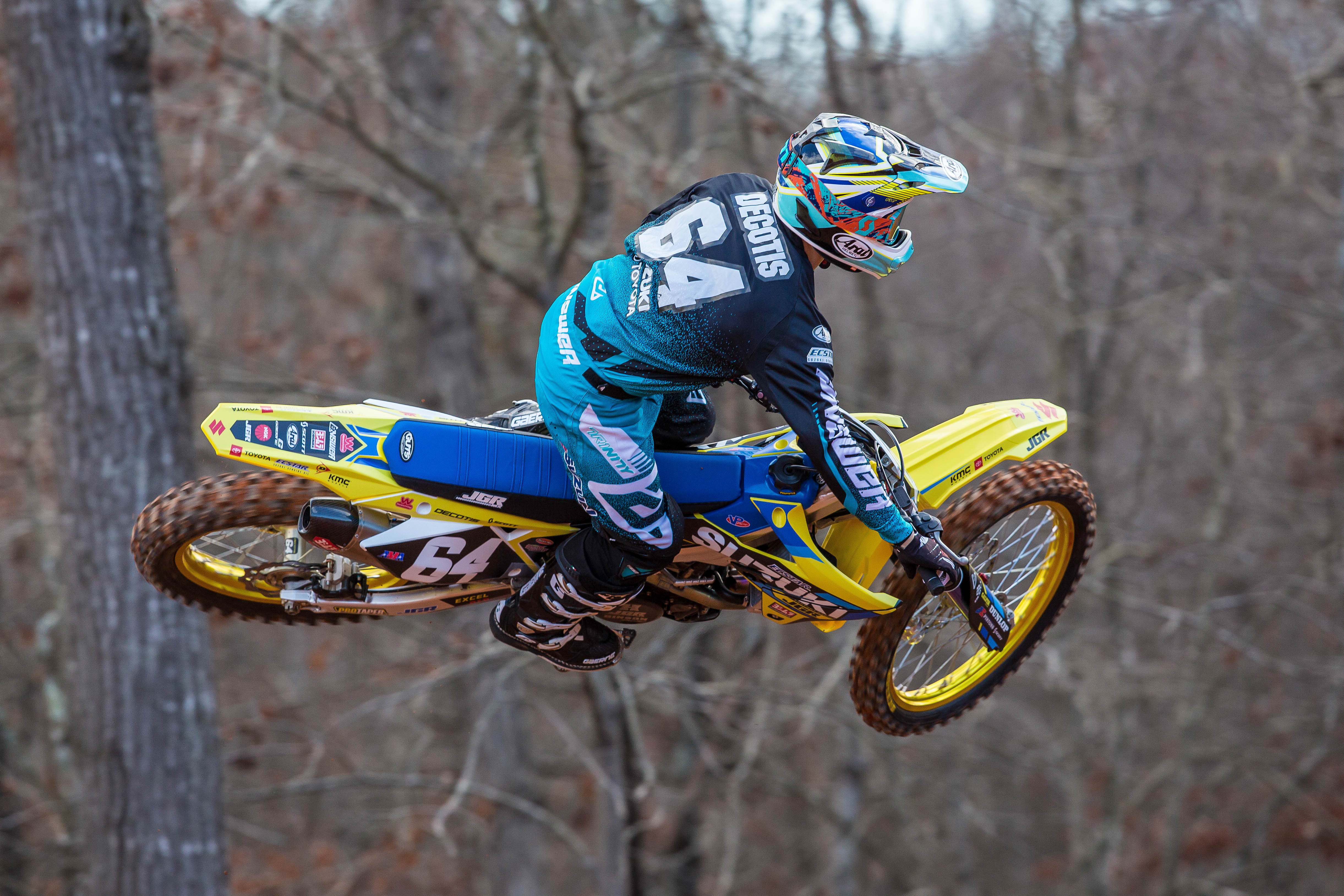 JE Pistons Continues Partnership with JGRMX / Yoshimura / Suzuki